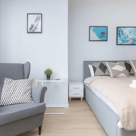 Jaktorowska Bright By Bookinghost 公寓